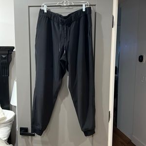 Lulu joggers